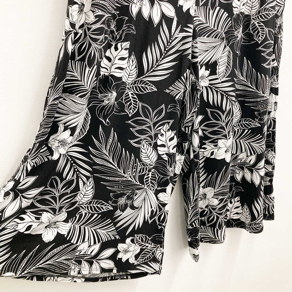 Evans Black & White Tropical Floral Print Cropped Jersey Trousers UK 26