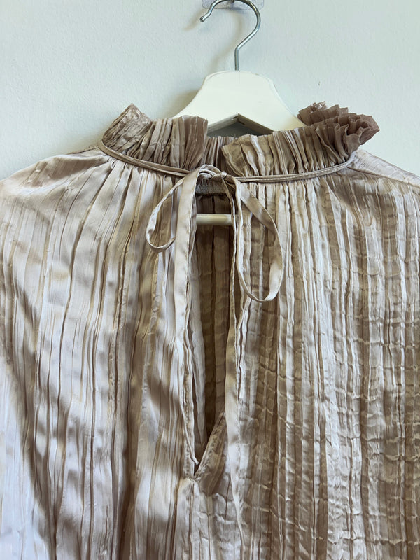 H&M Oyster Crinkle Blouse M