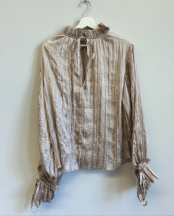 H&M Oyster Crinkle Blouse M