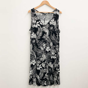 Evans Black & White Floral Sleeveless Pleat Front Stretch Jersey Dress UK 20