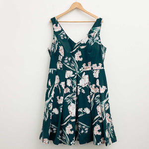 City Chic Green Fit & Flare Floral Print Sleeveless Dress UK 20