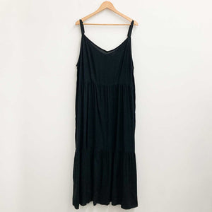 Avenue Black Sleeveless Tiered Maxi Dress UK 22/24