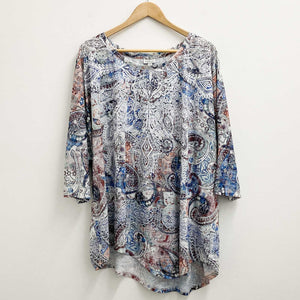 Avenue Paisley Print Point Front Relaxed Diamante Detail Top UK 22/24