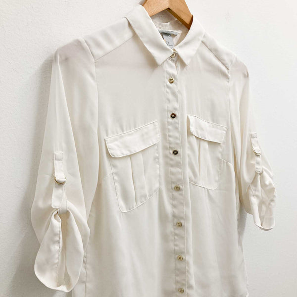 H&M Blouse Size 36 Ivory 3/4 Button Tab Sleeve 