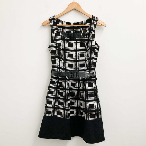 Next Dress UK 8 Black White Patterned Fit & Flare Belted Sleeveless