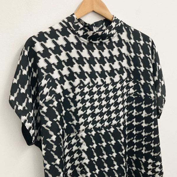 TU Top Size 16 Black Print Short Sleeve Mock Neck