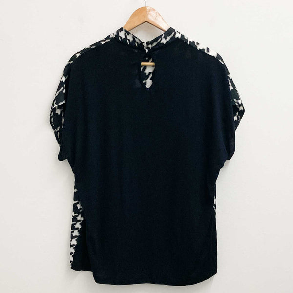 TU Top Size 16 Black Print Short Sleeve Mock Neck