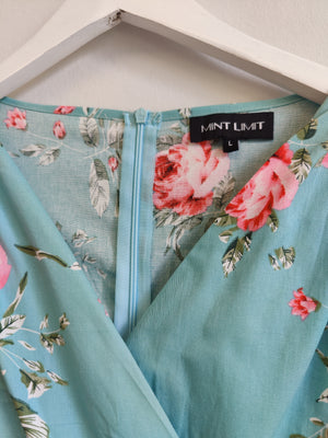 Mint Limit Blue Floral Dress L