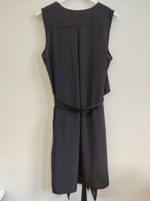 Vivid Designs Black Sleeveless Waterfall Jacket UK20