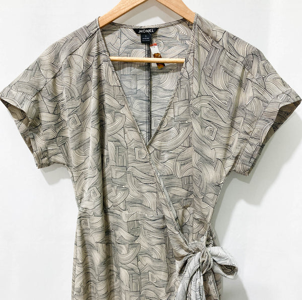 Monki Sand Swirl True Wrap Dress S