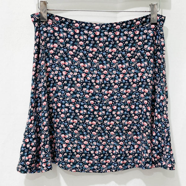 H&M Divided Black Ditsy Floral Print Lightweight Mini Skirt EUR 36 W27