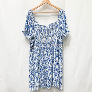 City Chic White & Blue Floral Print Sweetheart Neckline Short Dress UK 20