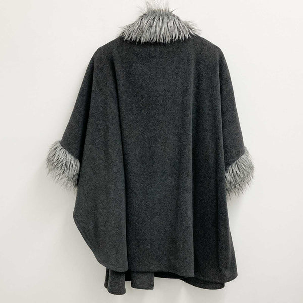 Yours Charcoal Grey Faux Fur Trim Fleece Poncho UK 16/20